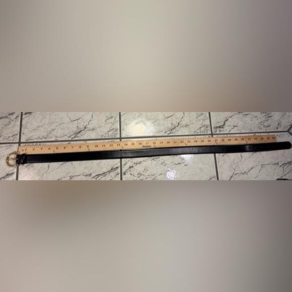Ellen Tracy Genuine Leather Black Belt w/ Gold Buckle – Size L (ET433) - Picture 6 of 6